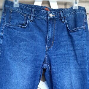 Tommy Bahama Authentic Men's Jeans 36 x 34 Relaxed Fit Med Wash
